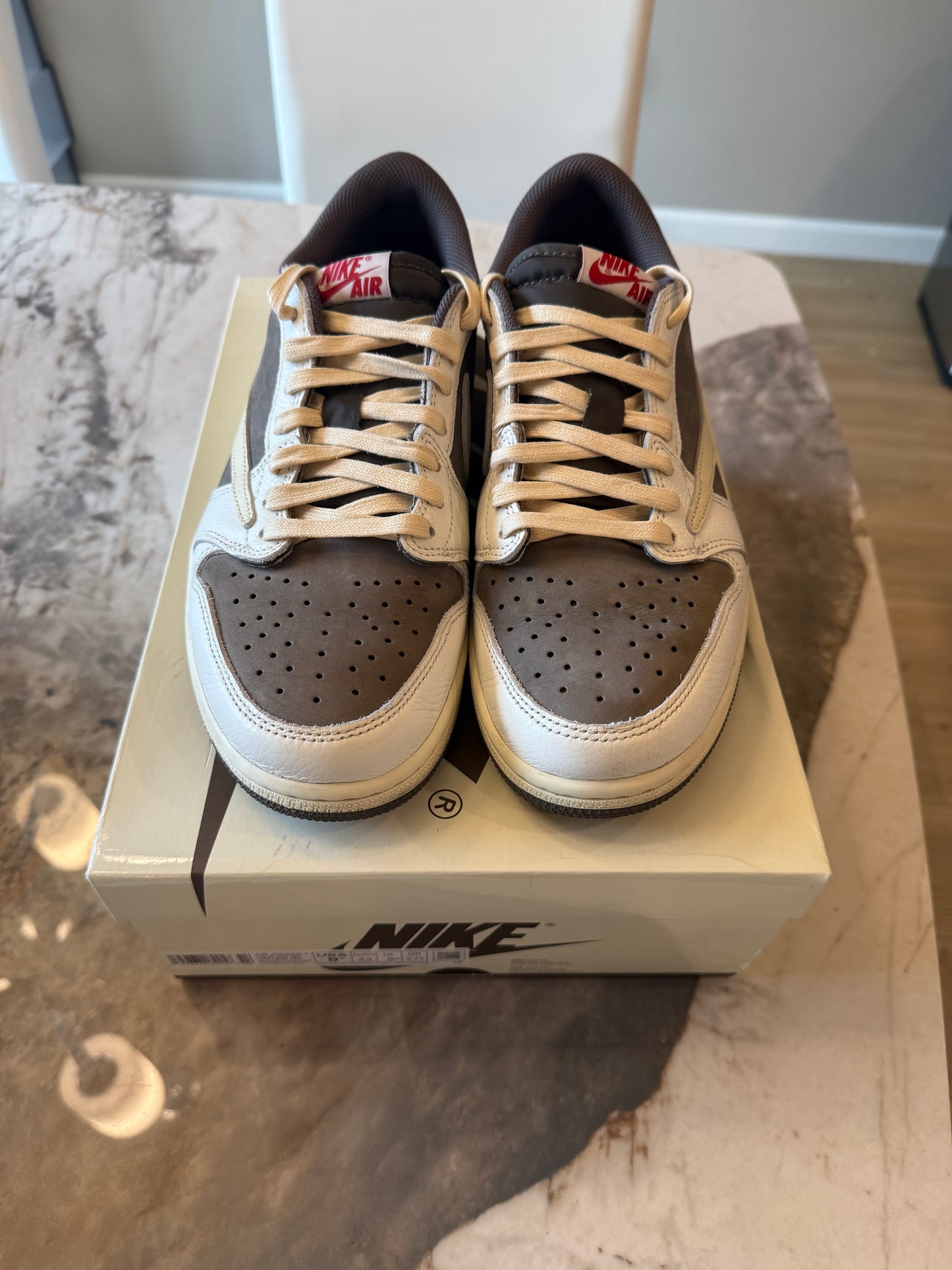 Used Jordan 1 Low Travis Scott Reverse Mocha size 9.5M/11W